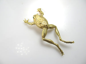 Signed AH 18k yellow gold leaping frog pendant, emerald eyes