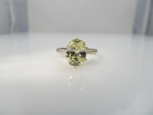 1.86ct oval cut diamond in 14k white gold