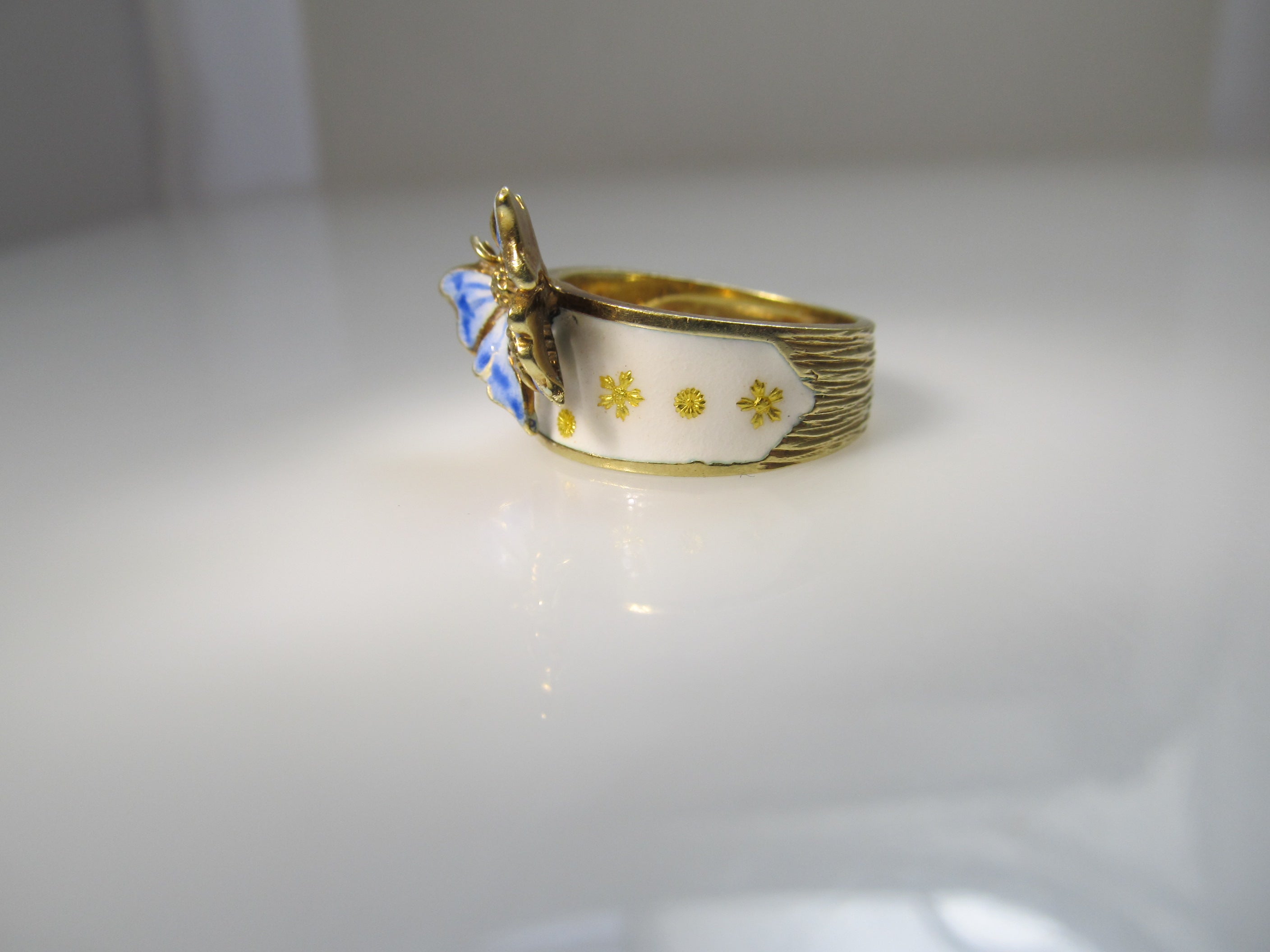 Pretty enamel butterfly ring