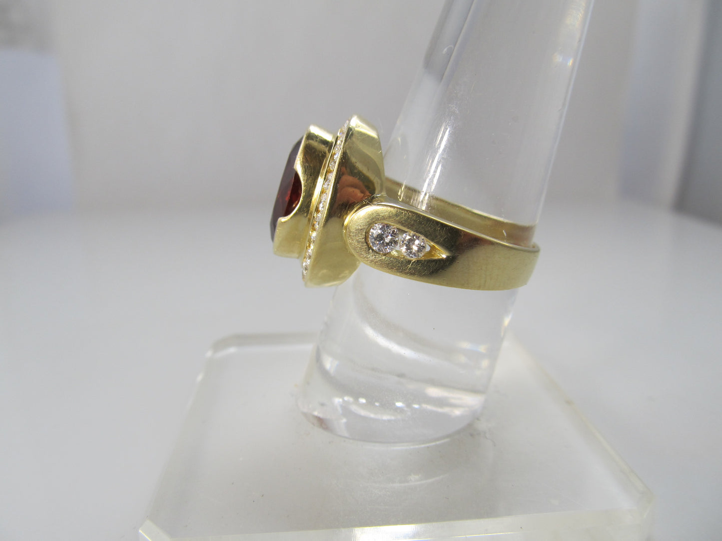 Modern citrine and diamond ring, 18k yellow gold
