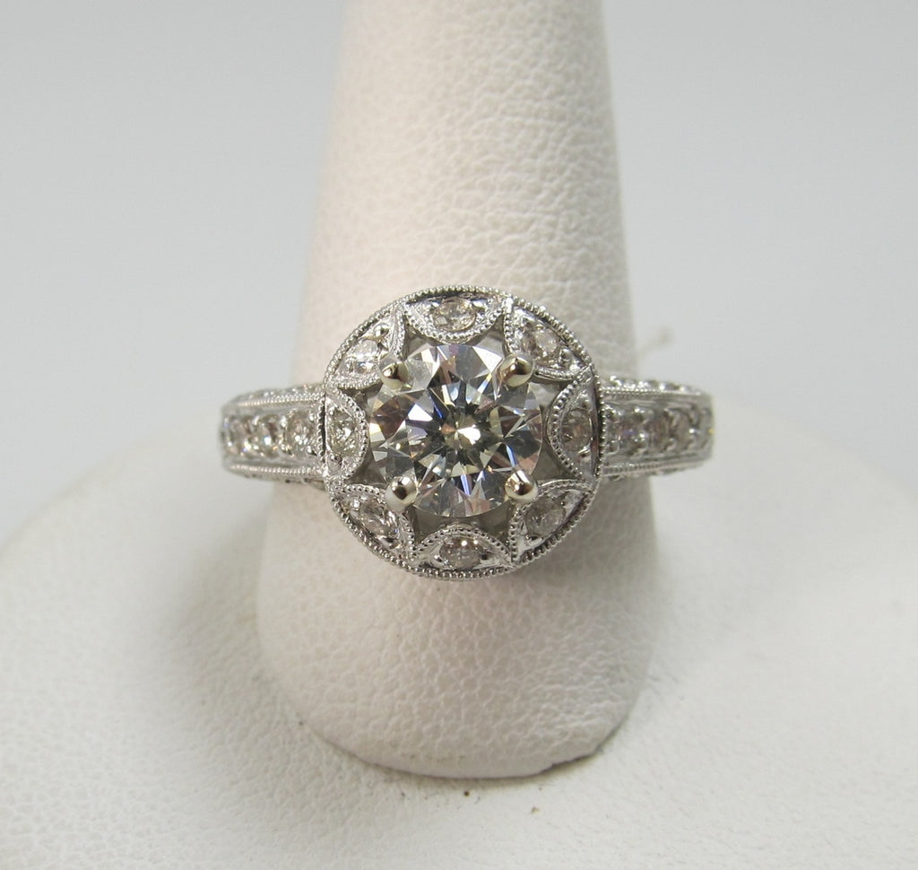 Estate 18k White Gold Halo Ring With 1.50cts Tw In Diamonds
