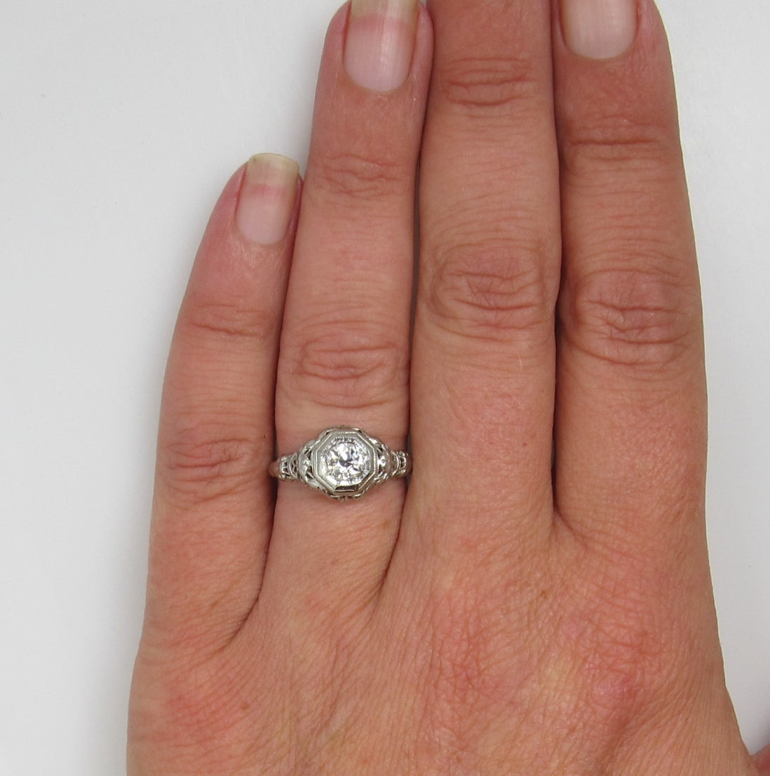 18k White Gold Filigree Ring With A .43ct Diamond, Vs2, H-i. Circa 1920
