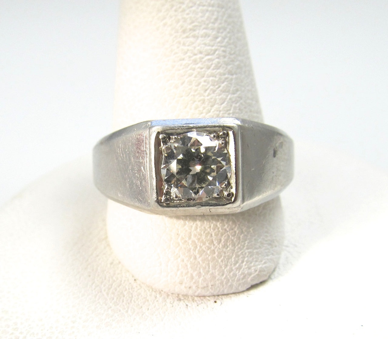 Platinum ring with a .80ct diamond, ring is dated 1933