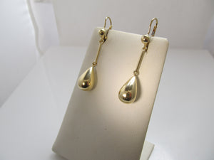 Pretty 14k yellow gold drop earrings