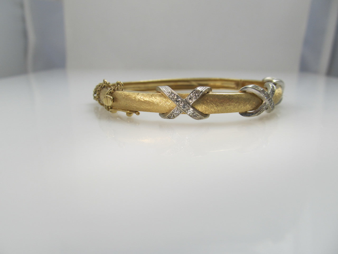 14k yellow gold bangle bracelet with .50cts in diamonds