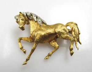 18k Yellow Gold Horse Pin With Diamonds