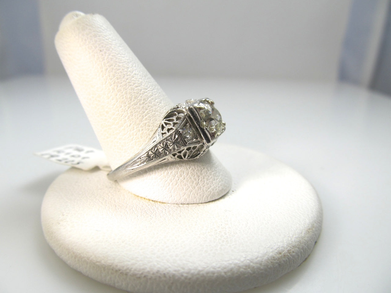 Antique Platinum Filigree Ring With A 1ct Center Diamond, Circa 1920