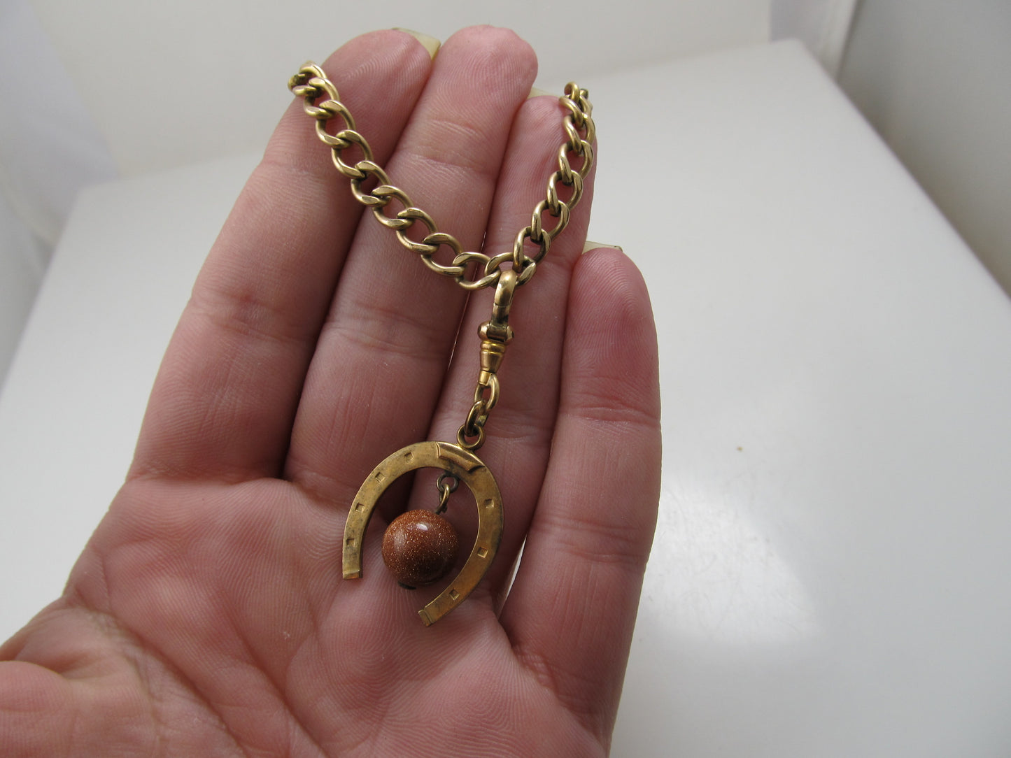 Vintage gold stone horseshoe bracelet