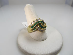 18k Yellow Gold Ring With .90cts In Diamonds And 1ct In Emeralds