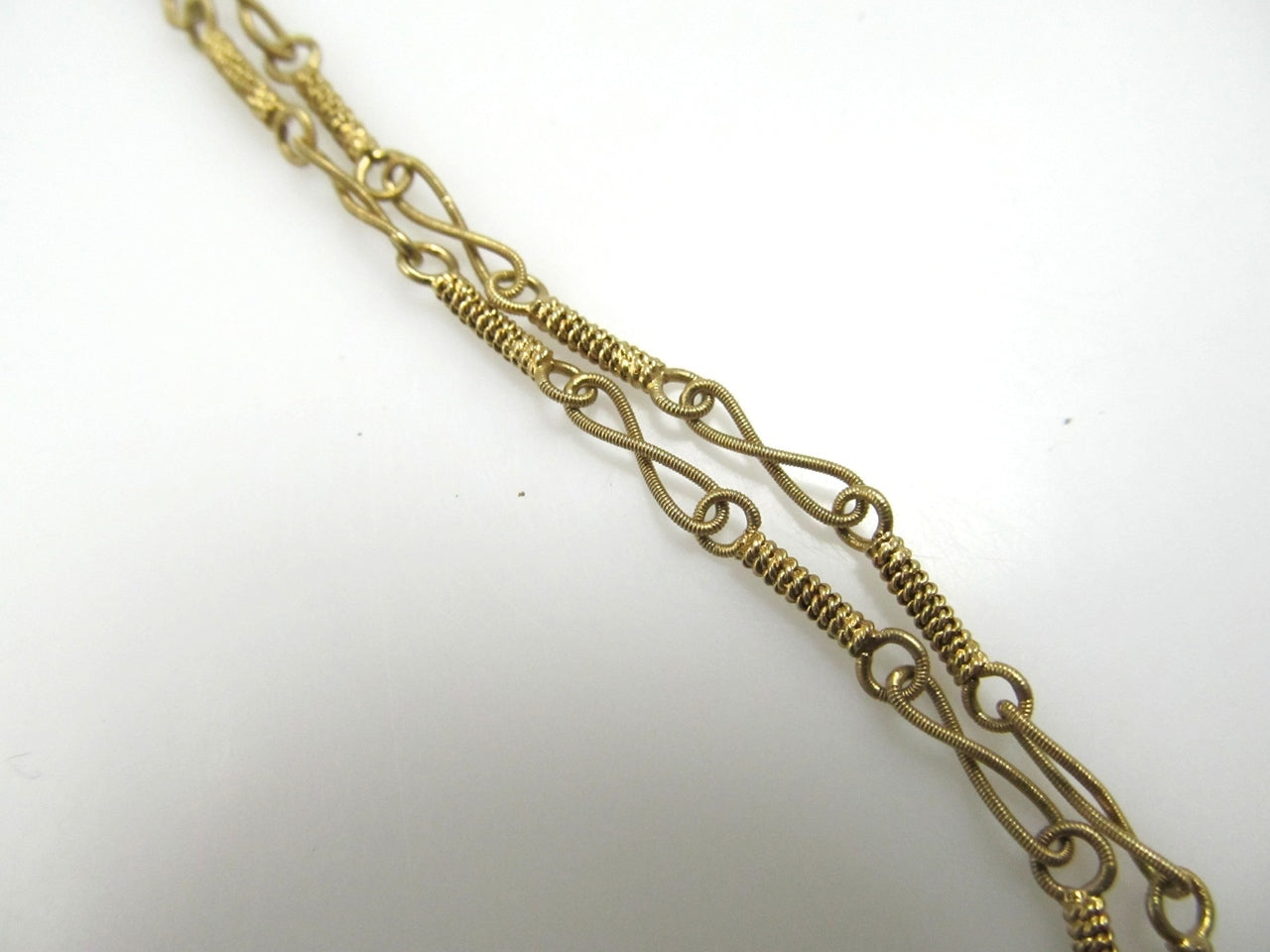 Victorian 14k Yellow Gold Necklace With Banded Agate, Circa 1890