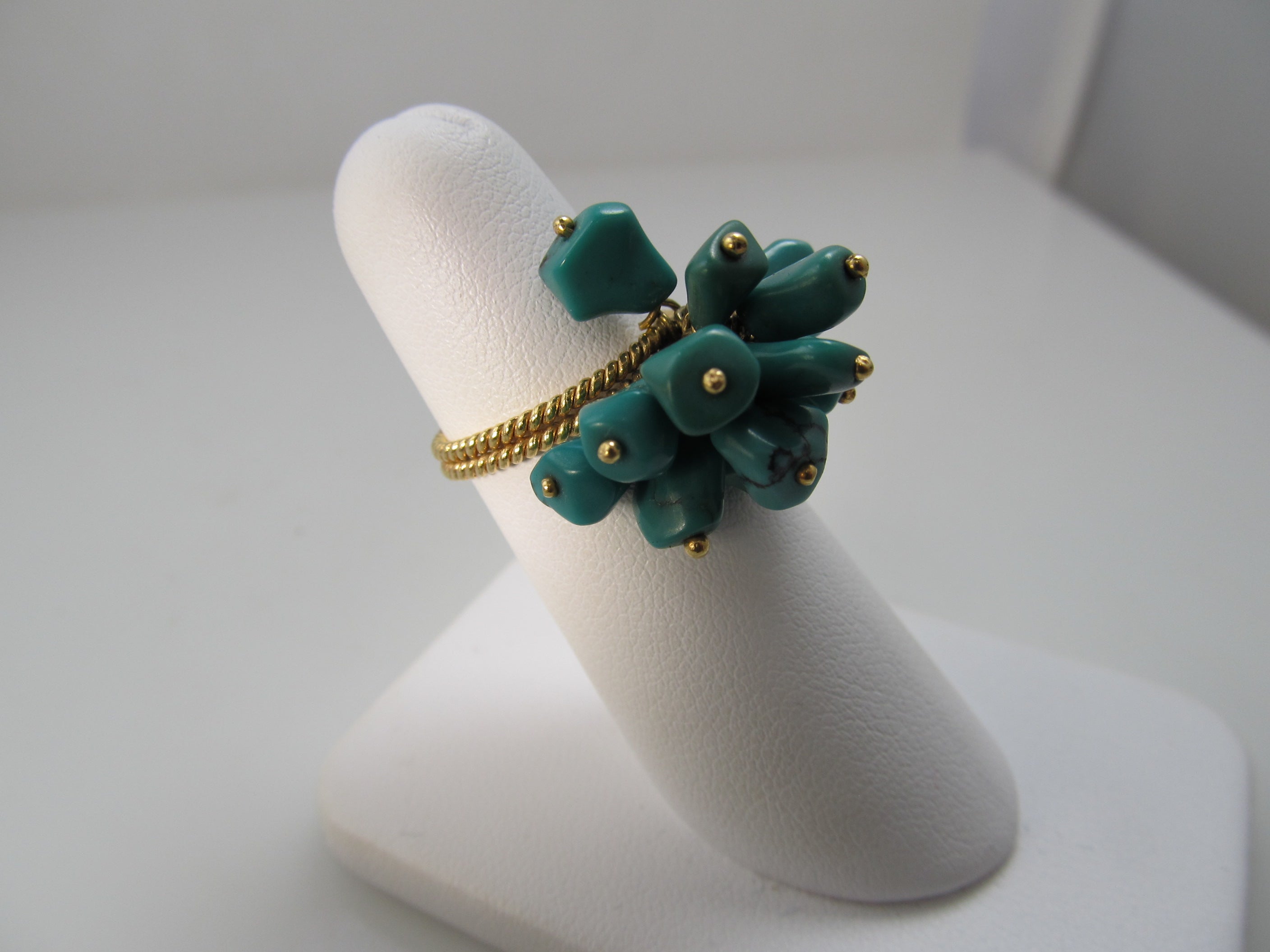 Vintage turquoise cha-cha ring, 18k yellow gold