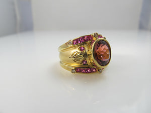 18k Yellow Gold Cigar Band Ring With A 2.50ct Center Pink Tourmaline And .20cts In Diamonds