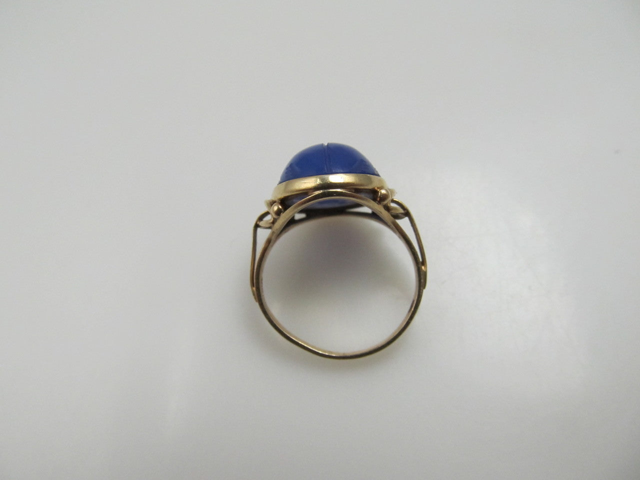 Vintage 10k Yellow Gold Ring With A Blue Chalcedony Scarab