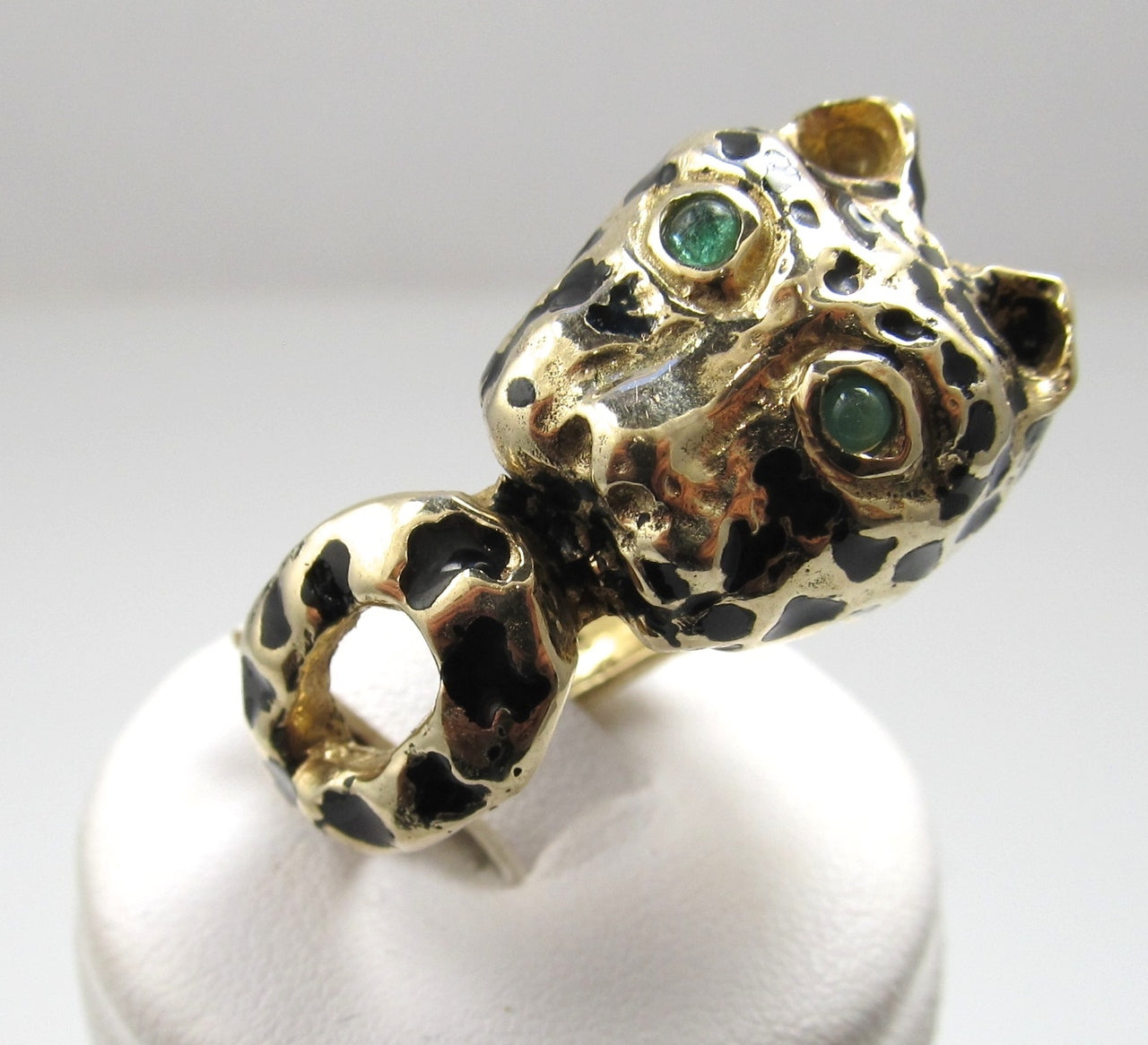 14k Yellow Gold Enamel Panther Ring With Emerald Eyes, Circa 1960