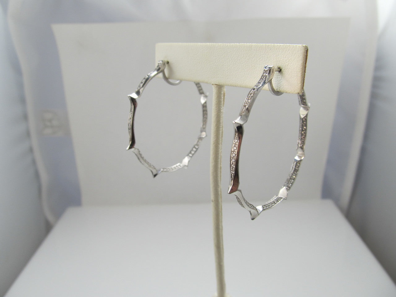 18k white gold hoop earrings with 2cts in diamonds
