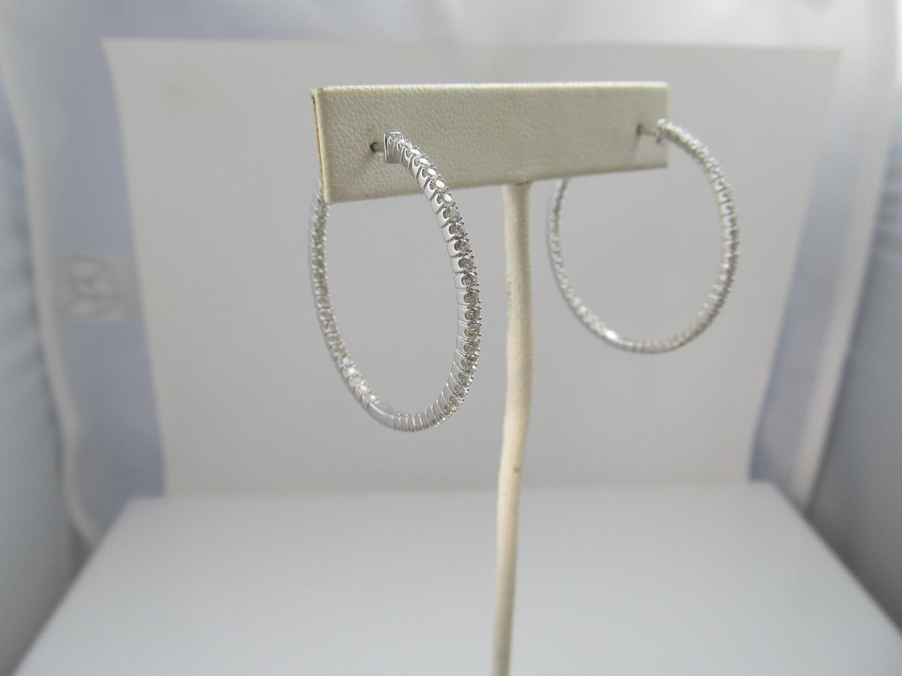 14k white gold hoop earrings with 2.20cts in diamonds