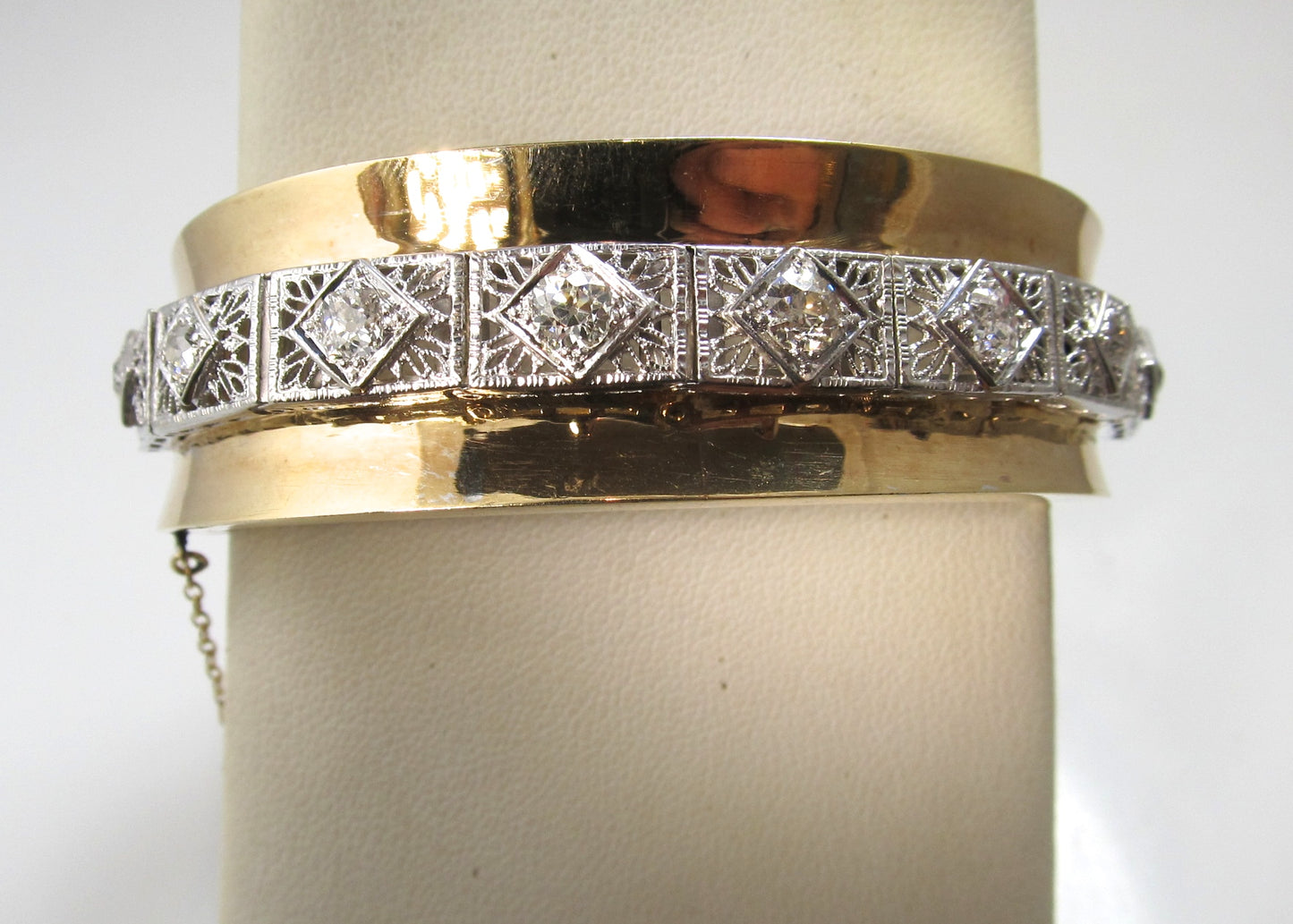 Vintage 3.00ct diamond bangle bracelet