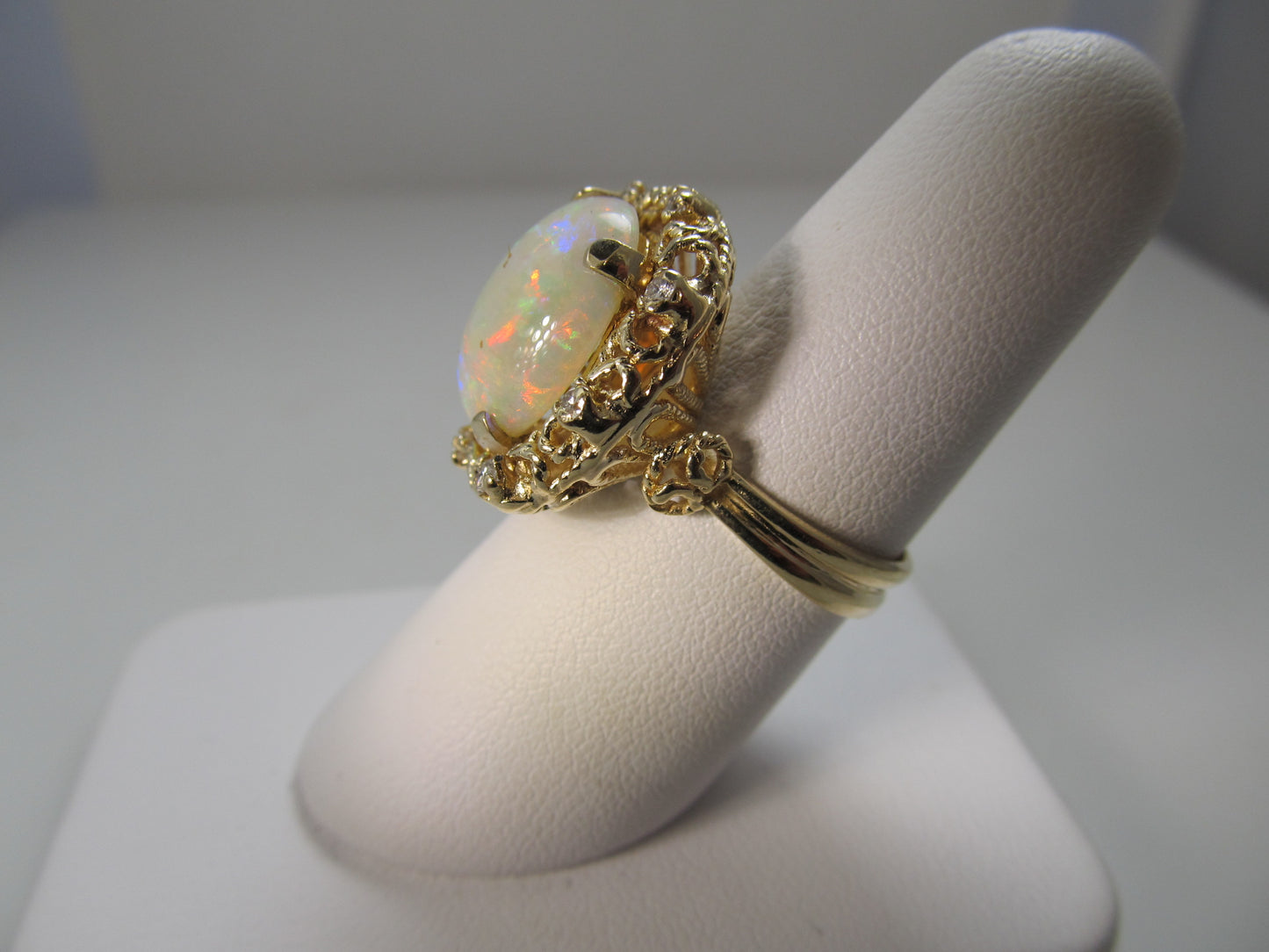 Huge 7.00ct opal ring with diamonds