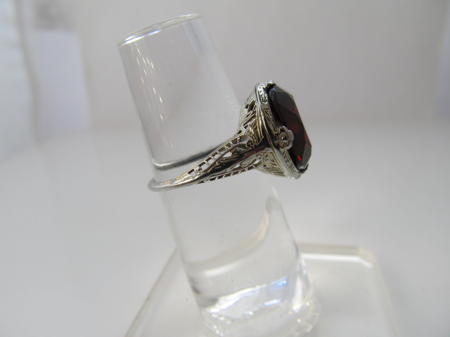 Vintage 5.00ct garnet ring