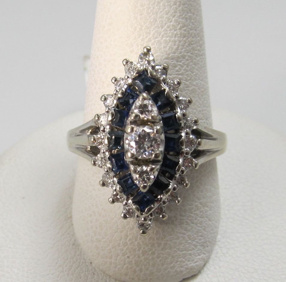 14k White Gold Ring With .30cts In Diamonds And Sapphires