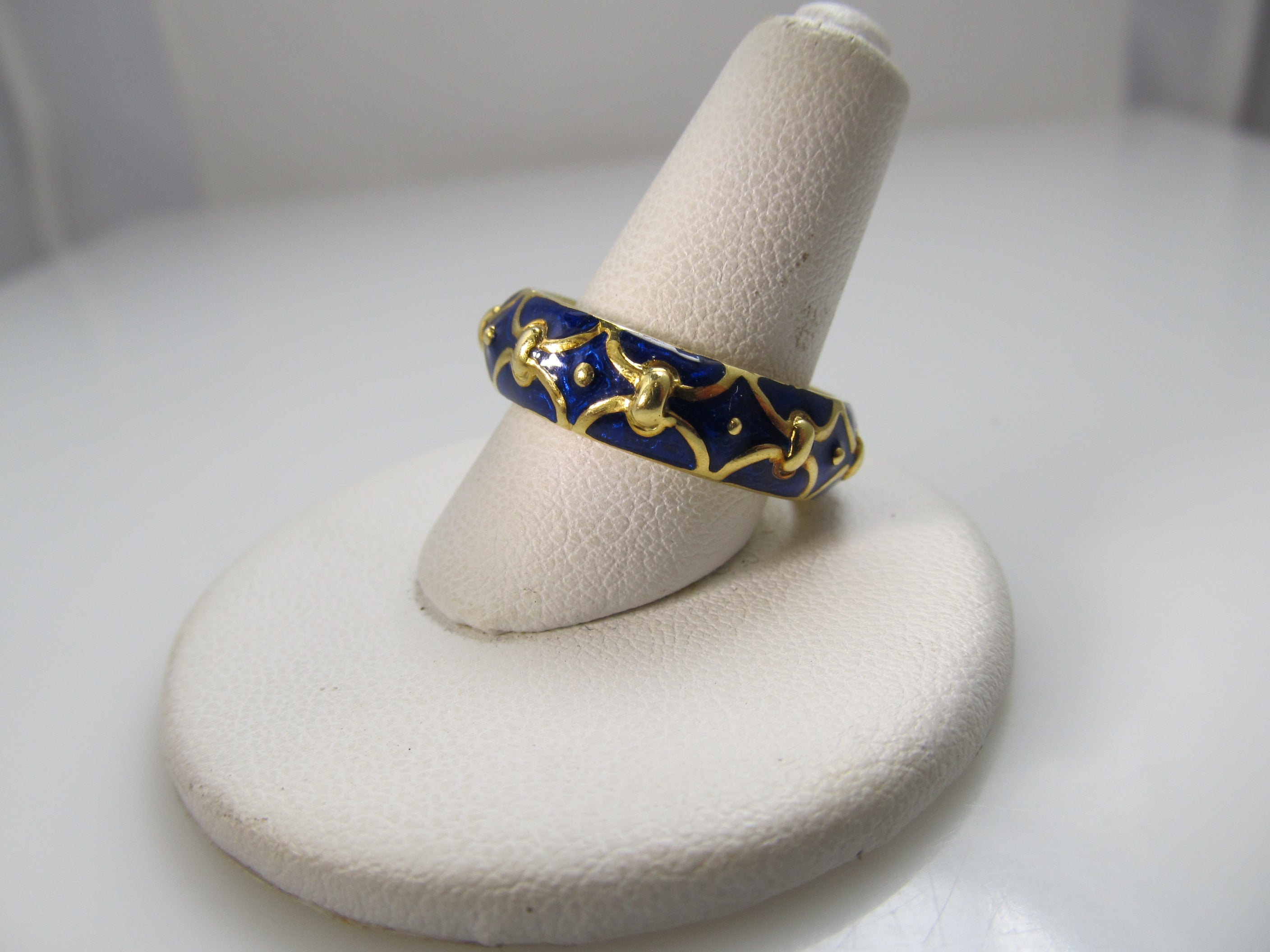 18k Yellow Gold Eternity Band With Cobalt Blue Enamel