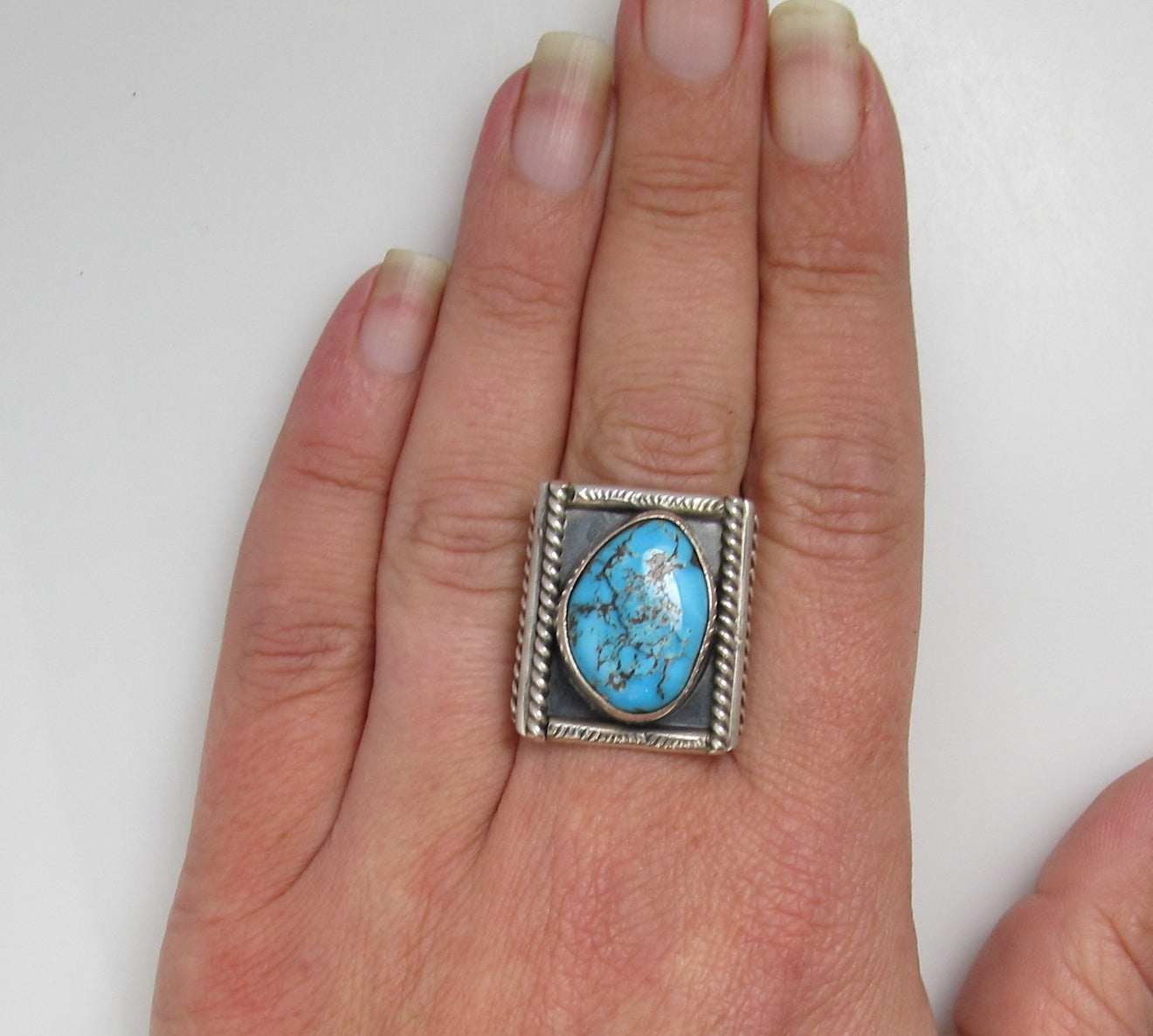 Vintage sterling silver Navajo turquoise ring