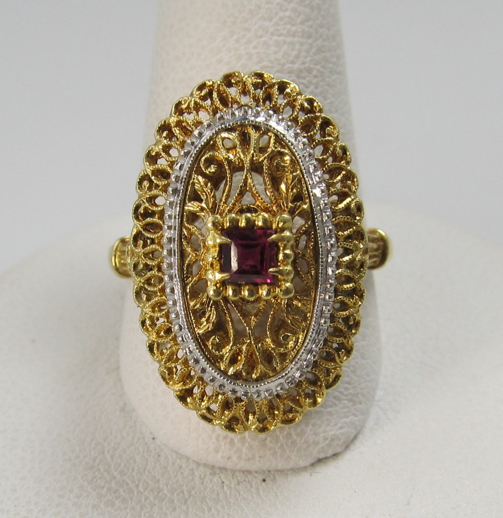 18k Yellow Gold Filigree Ring With A Ruby