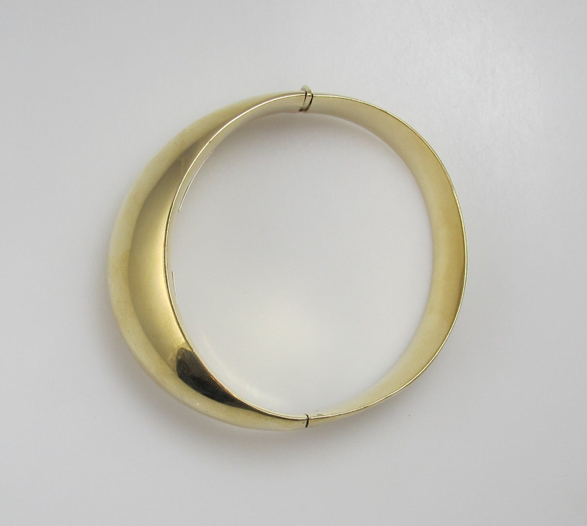 Vintage Modernist 14k Yellow Gold Bangle Bracelet