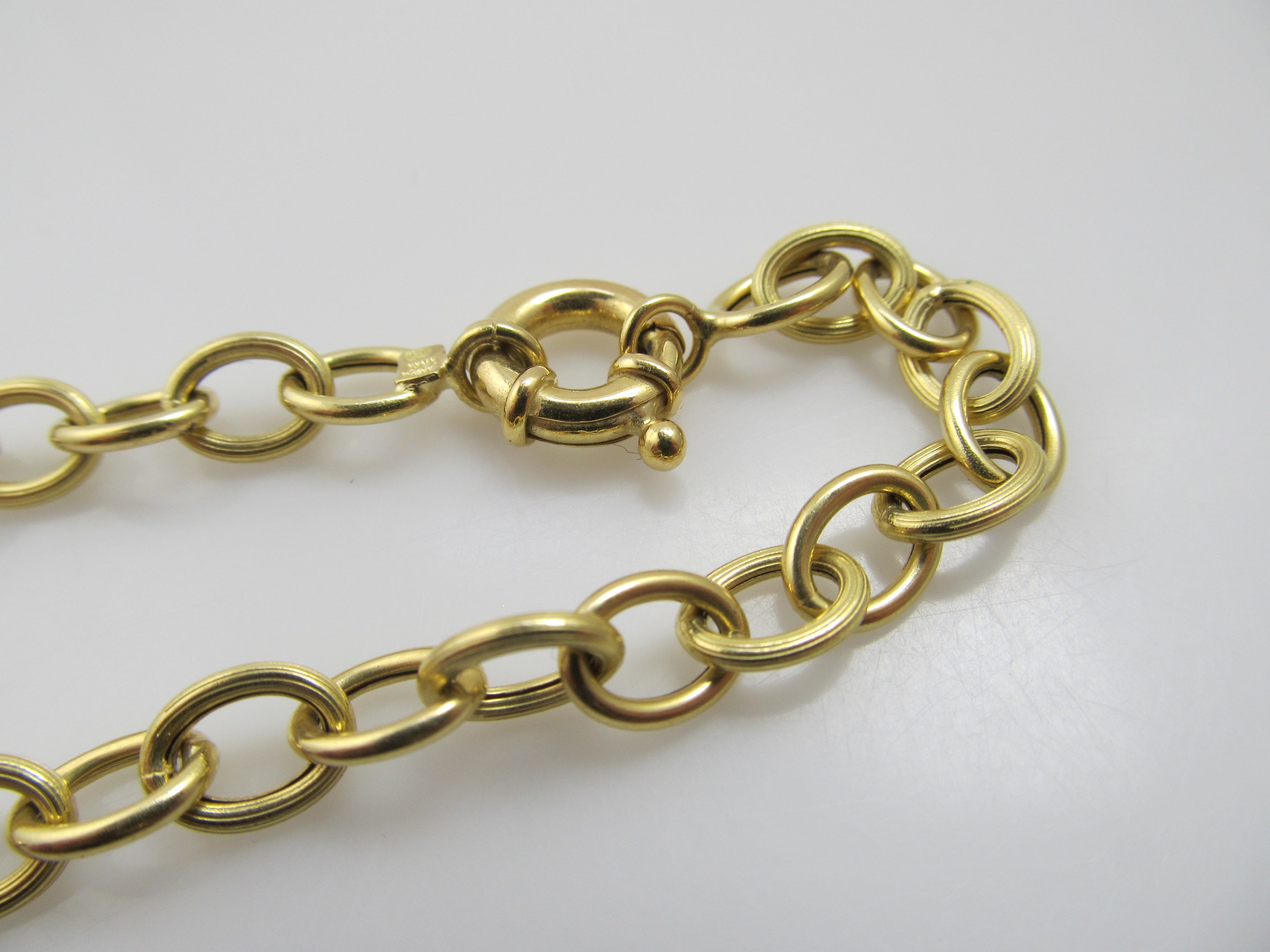 Textured link 18k bracelet