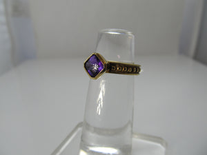 Modern 18k amethyst ring