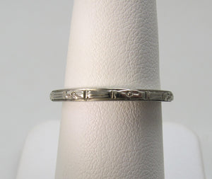 18k white gold wedding band dated 1928