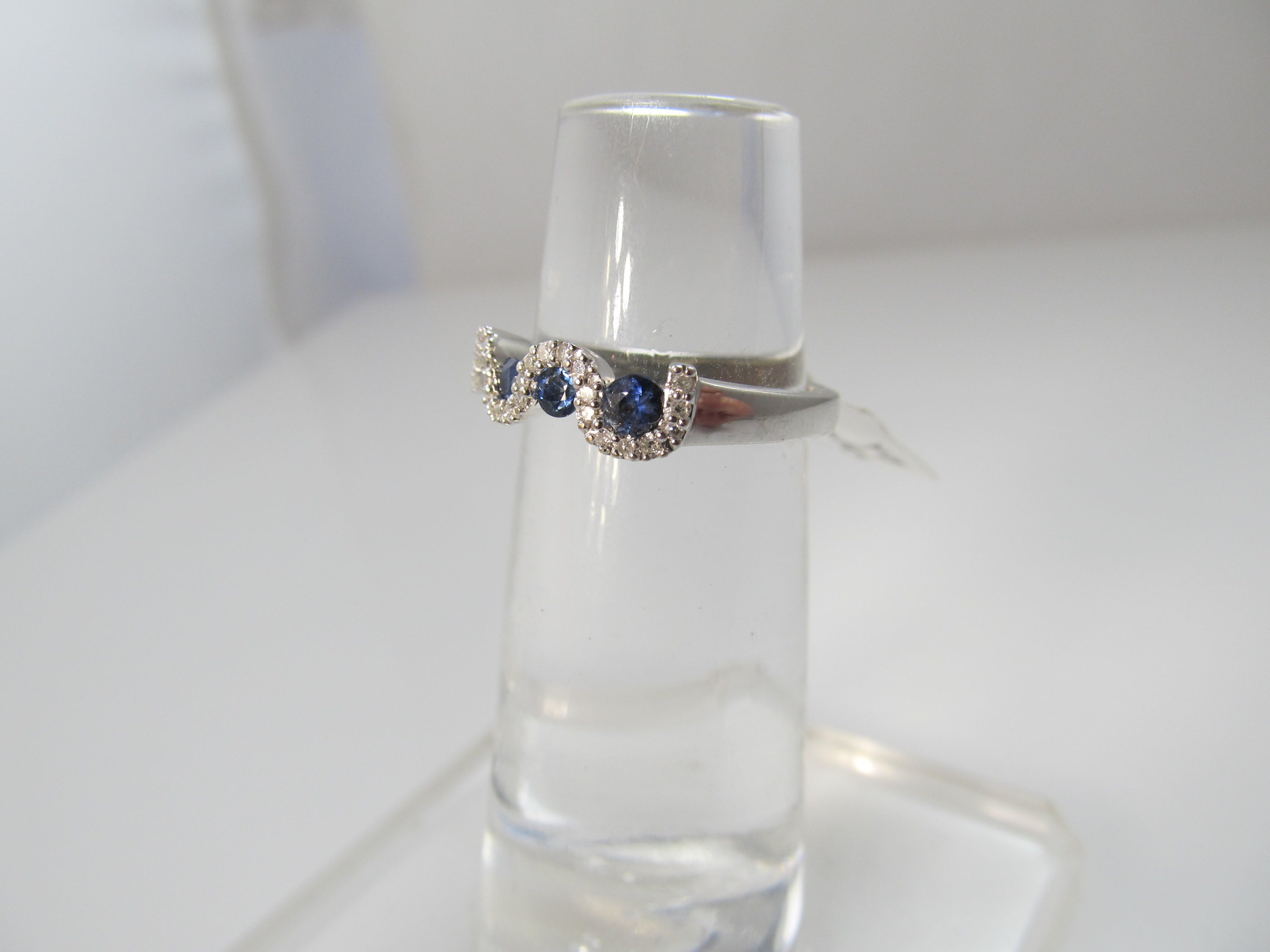 Sapphire and diamond wave ring