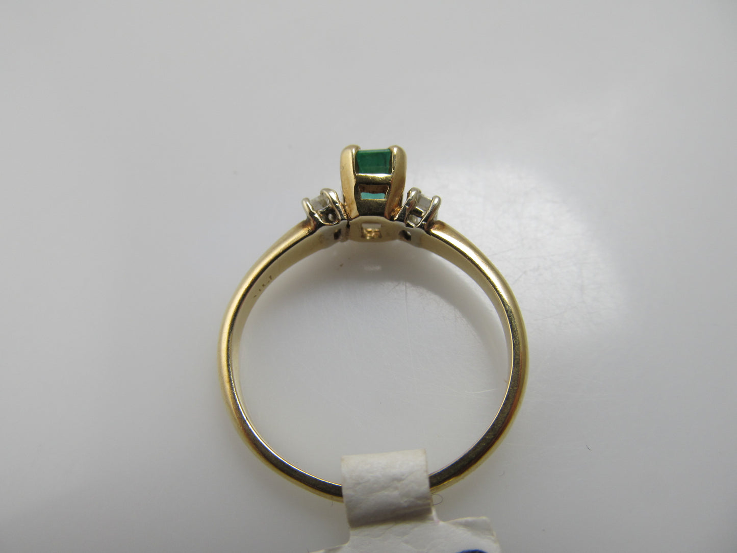 Pretty emerald and diamond ring