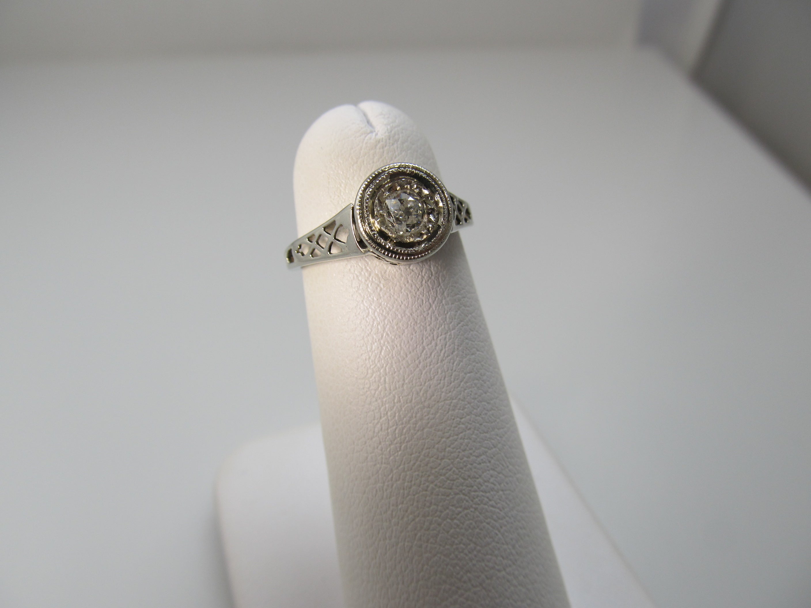 Antique 14k white gold filigree diamond engagement ring
