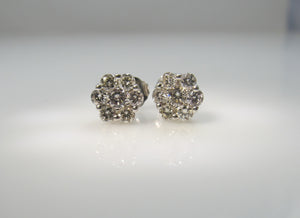 14k white gold diamond cluster stud earrings