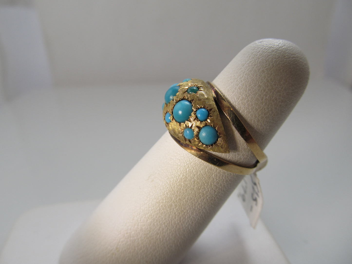 Vintage star set turquoise ring