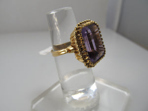 Pretty 10.00ct amethyst ring