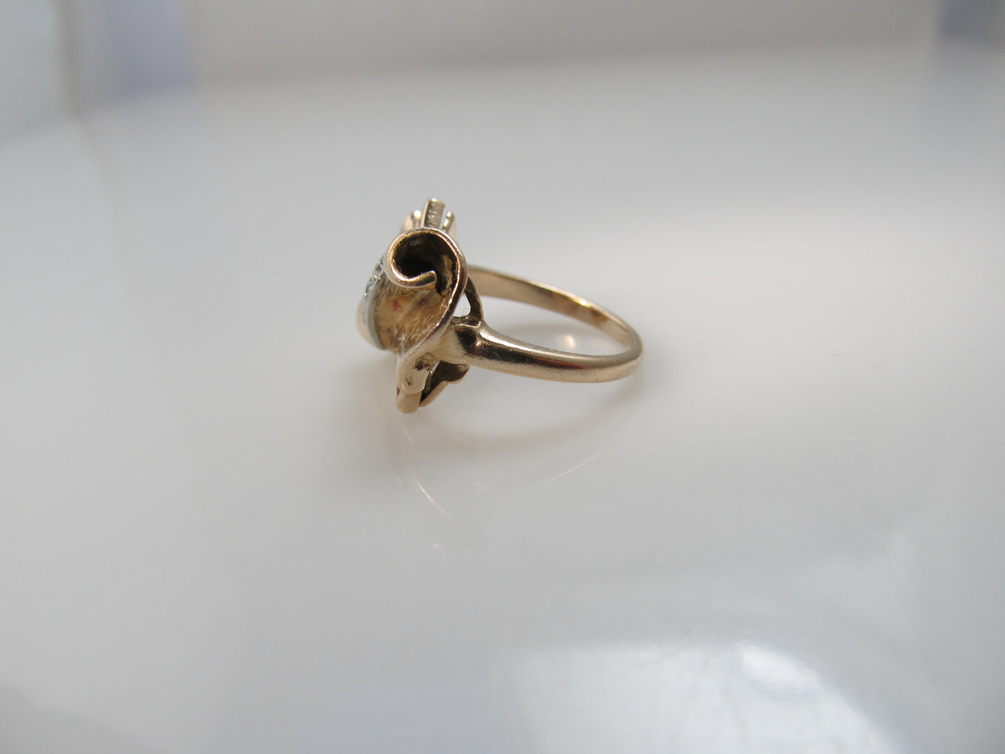 Retro rose gold bow pinky ring