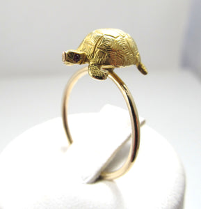 Antique turtle ring with ruby eyes, 14k yellow gold, circa 1910