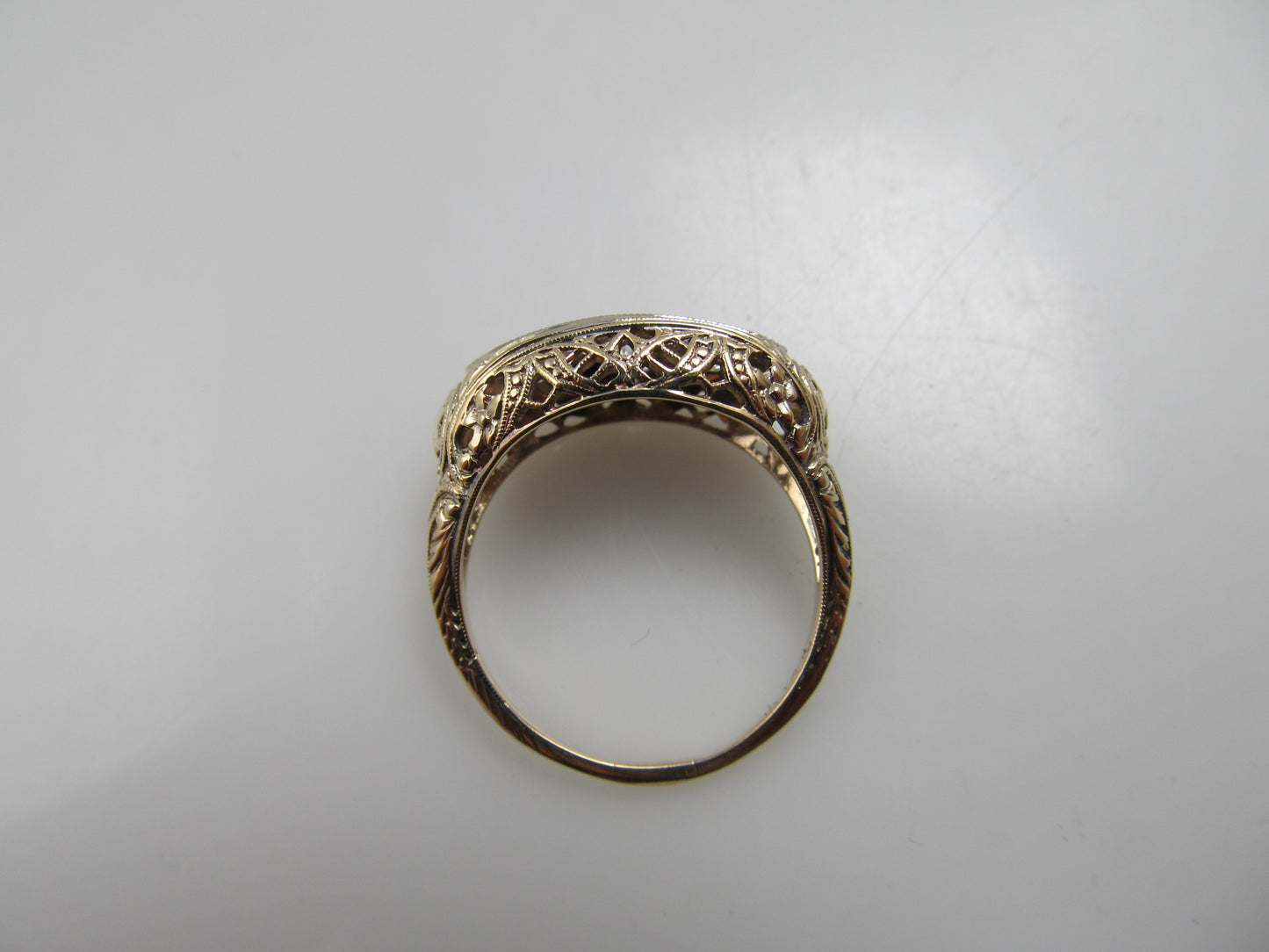 Vintage 14k yellow gold filigree 3 stone diamond ring, circa 1920