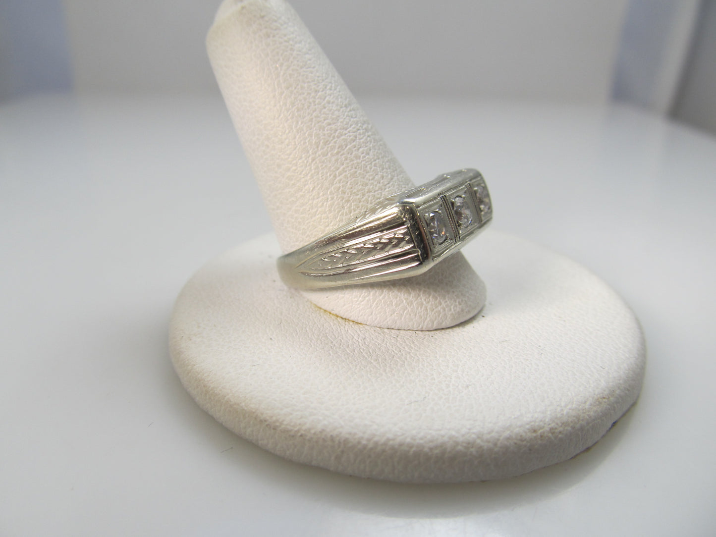 Art Deco 3 stone diamond ring, 14k white gold