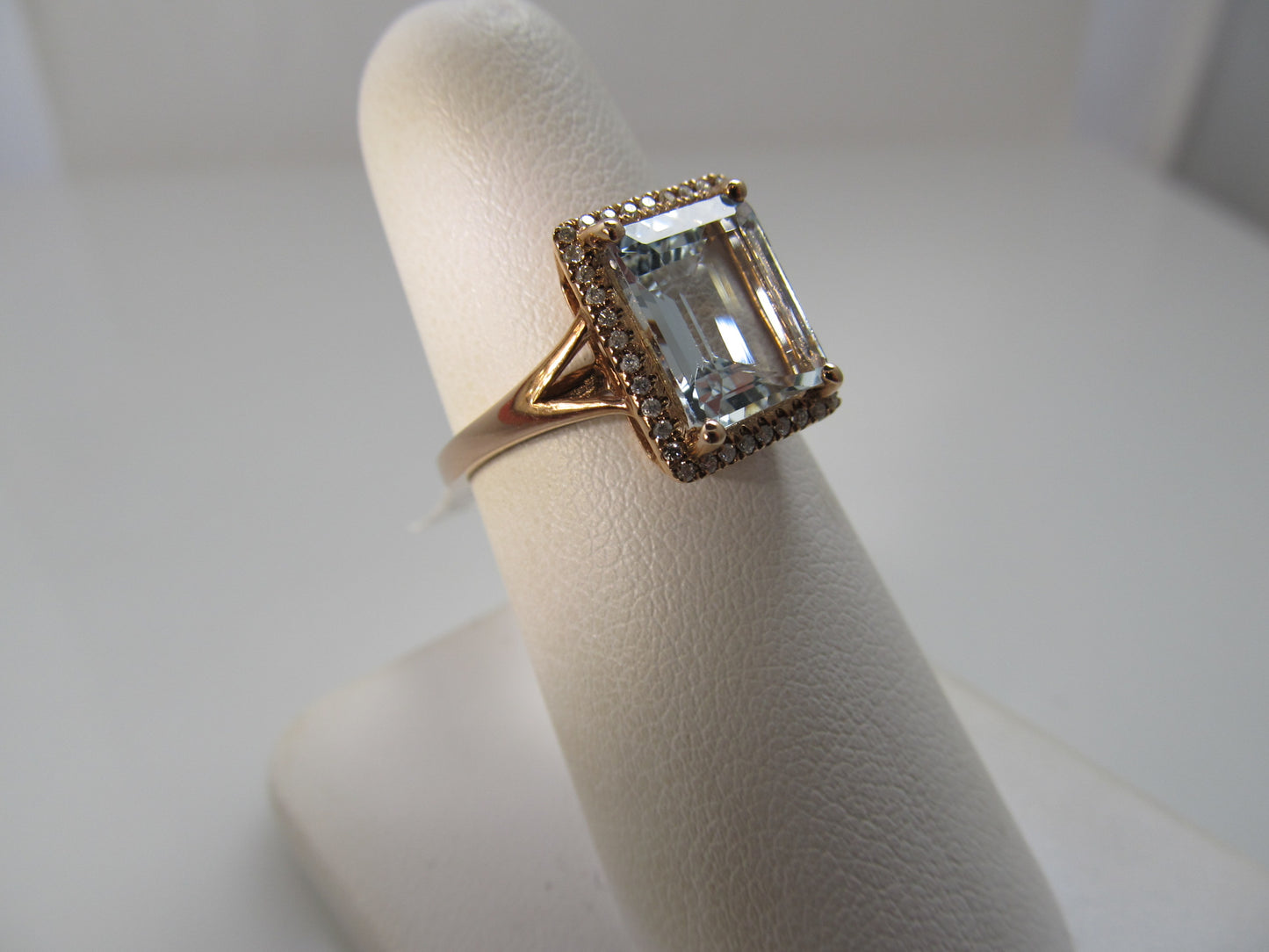 3ct rose gold aquamarine diamond ring