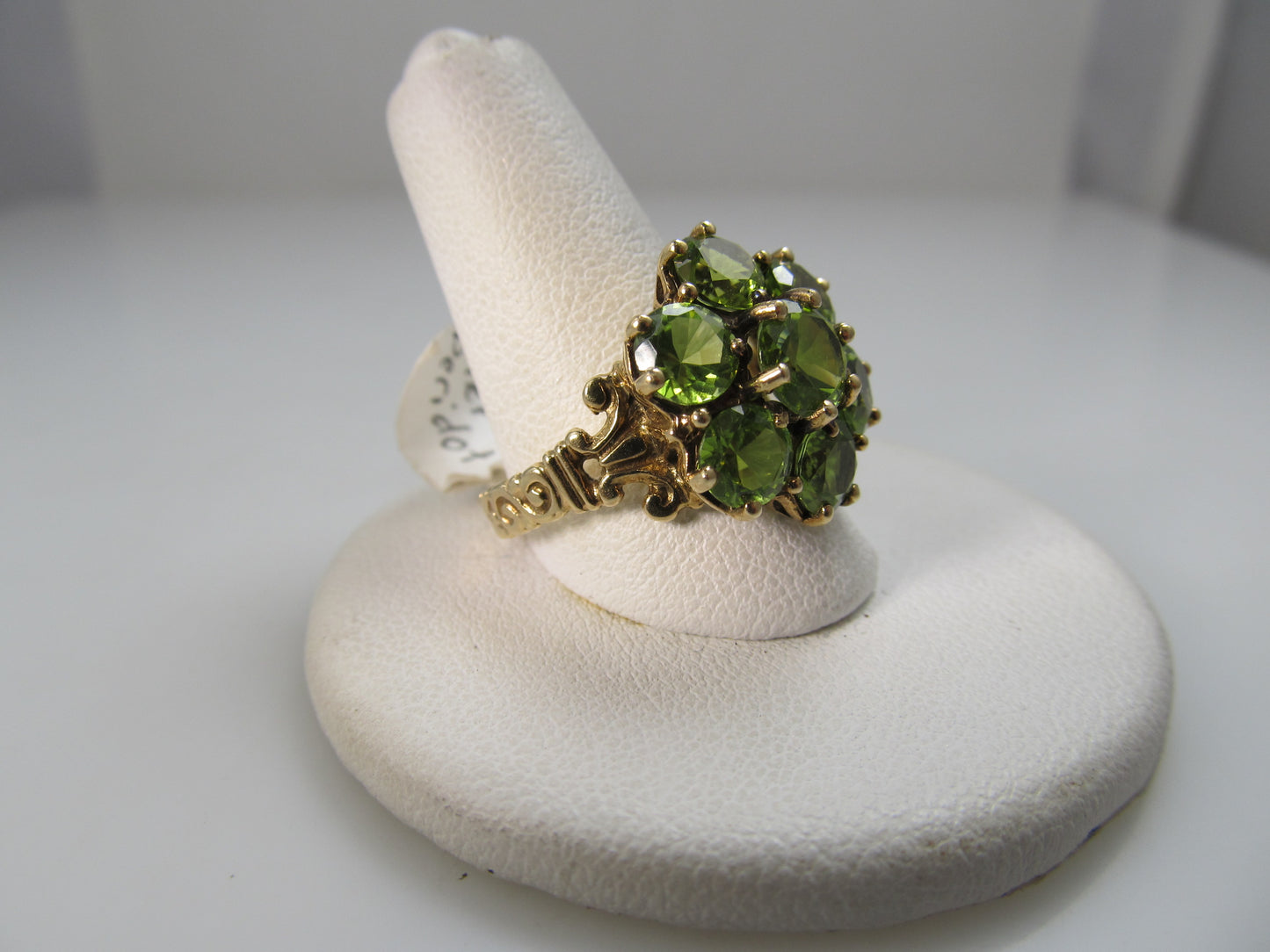 14k gold ring a peridot cluster top