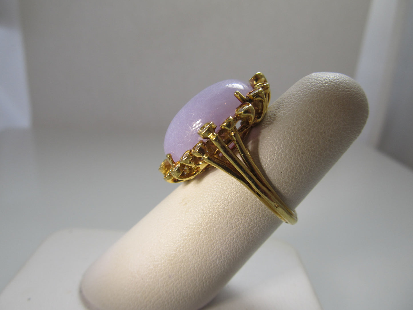 Lavender jade and diamond ring