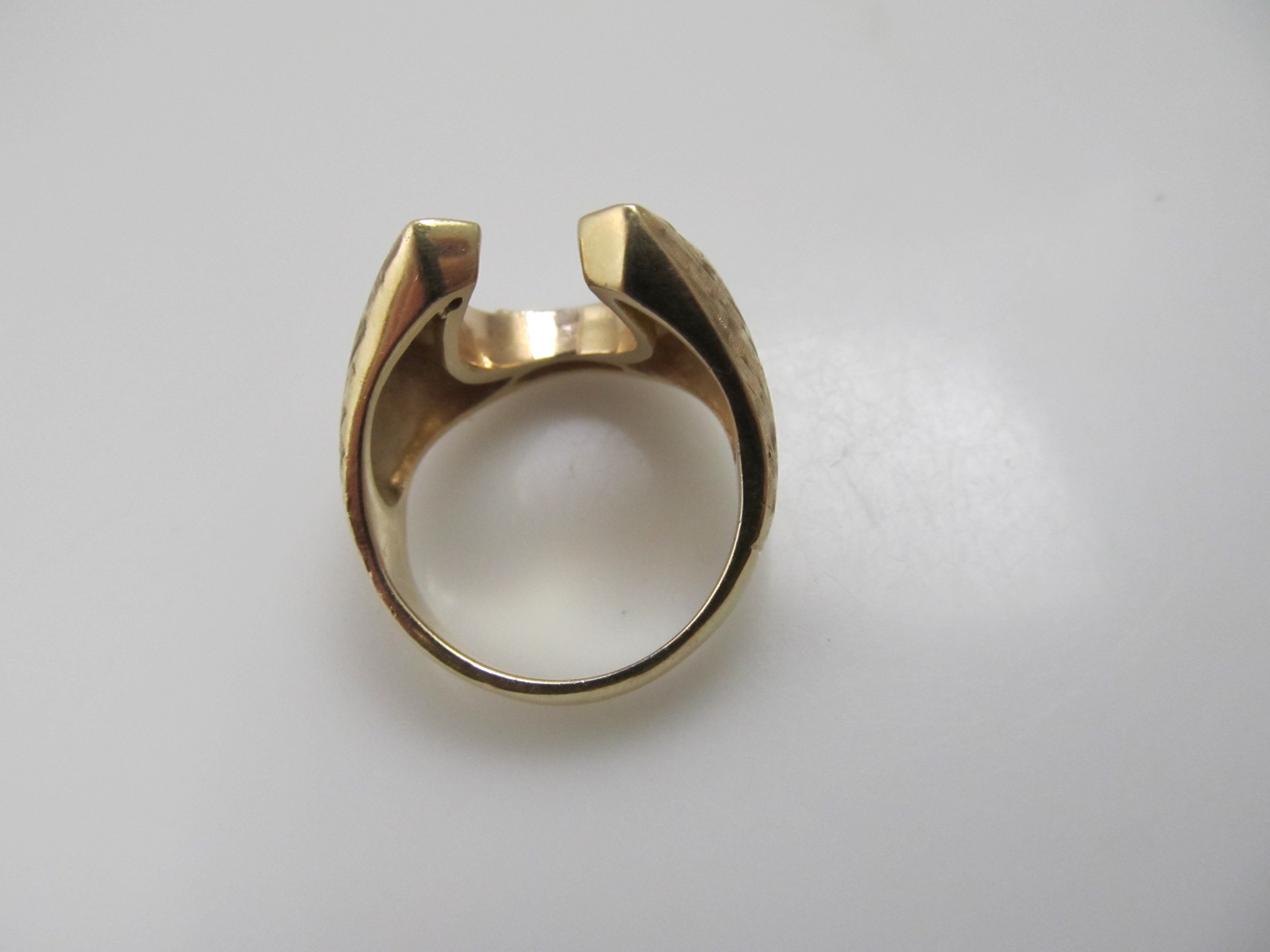 Vintage diamond horseshoe ring