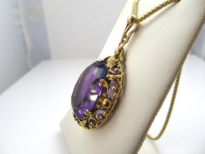 Vintage 14k yellow gold necklace with a large amethyst