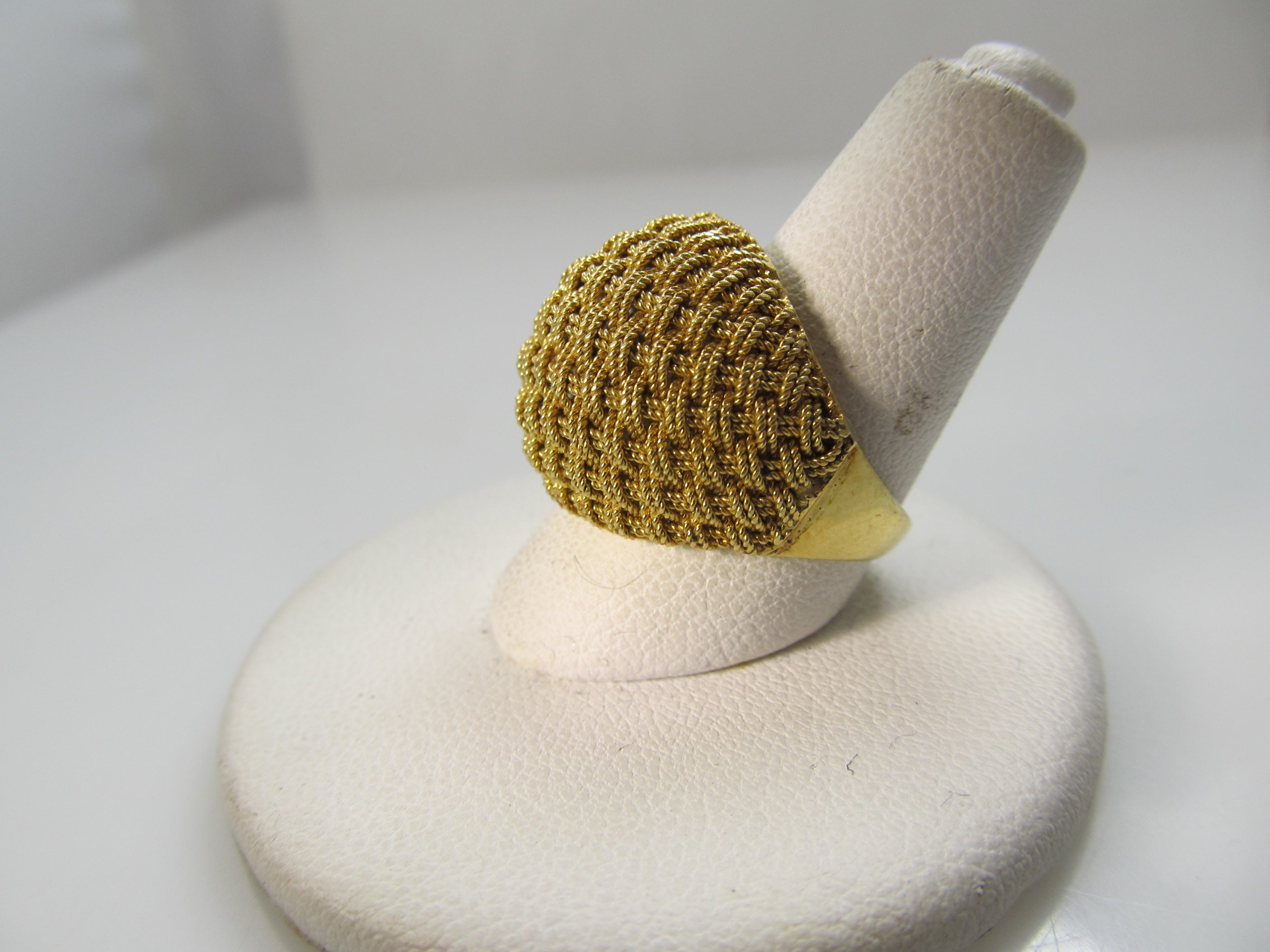 18k yellow gold woven dome ring