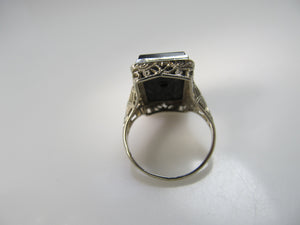 Art Deco onyx and diamond ring, 14k white gold filigree