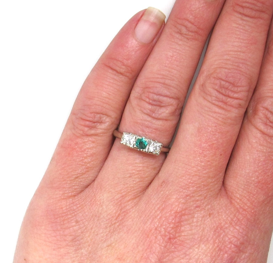Vintage 14k white gold emerald and diamond ring