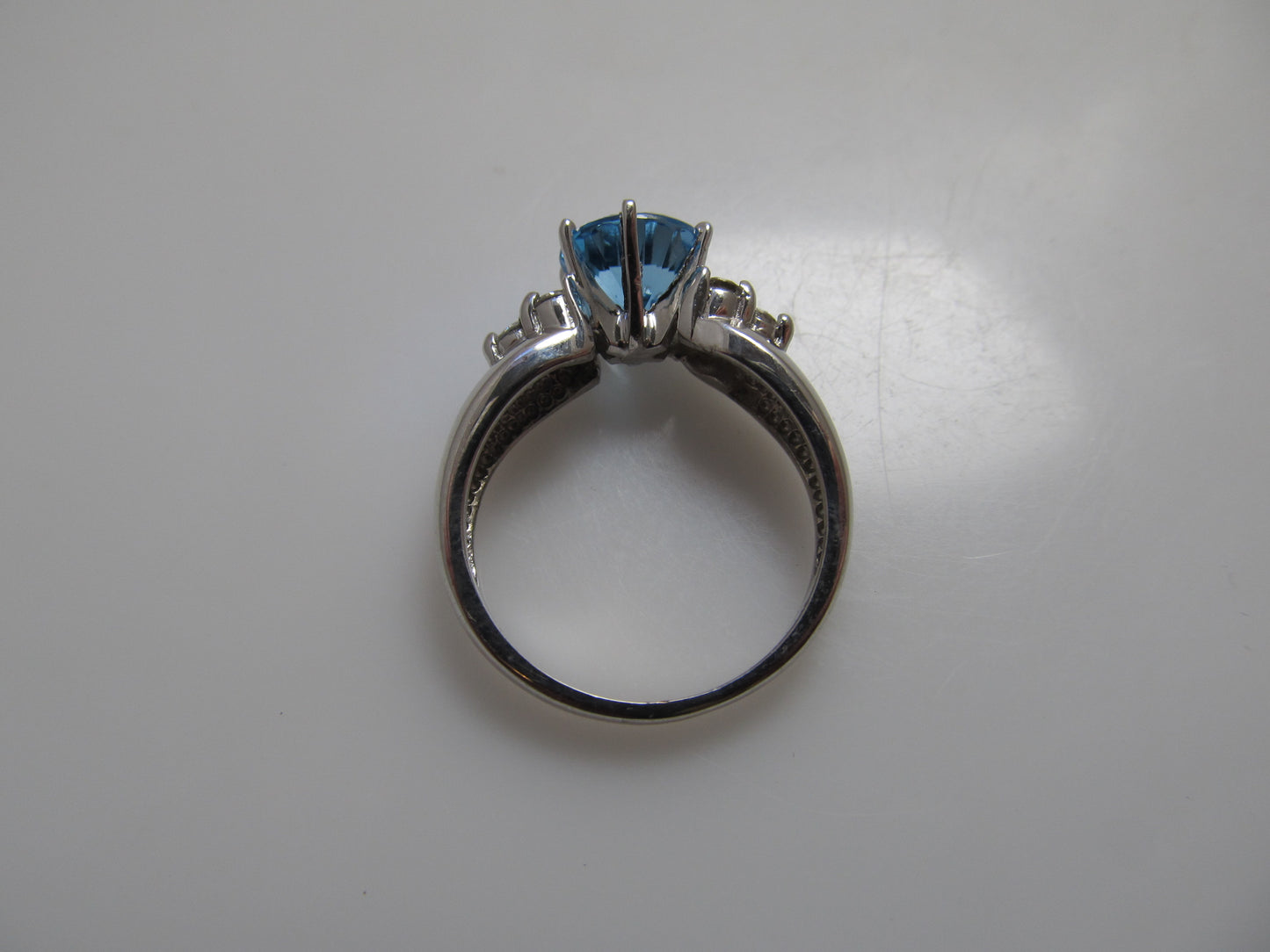 2.00ct blue topaz diamond ring